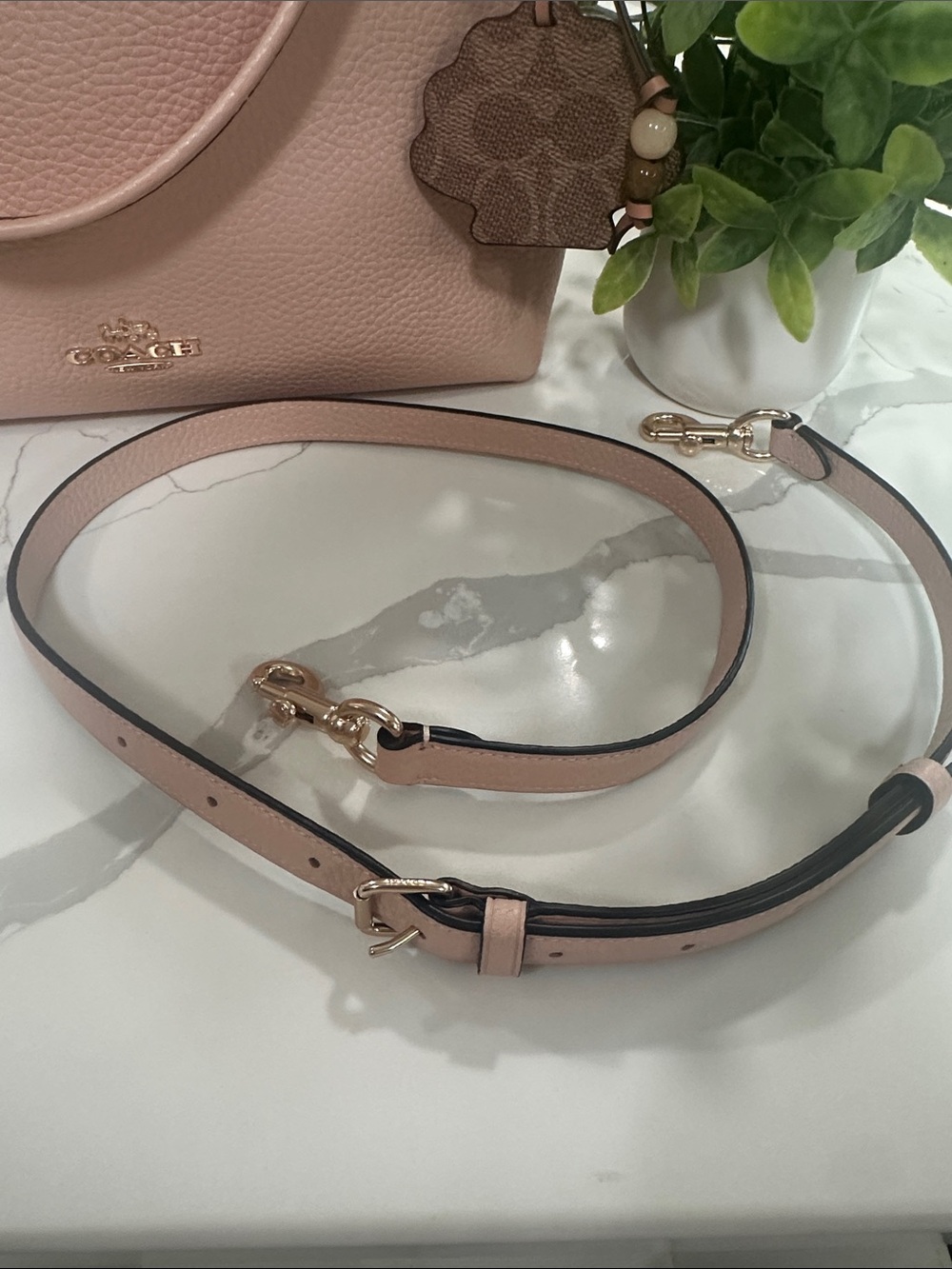 Coach Laurel Light Pink Bag🩷 - Picture 7 of 7